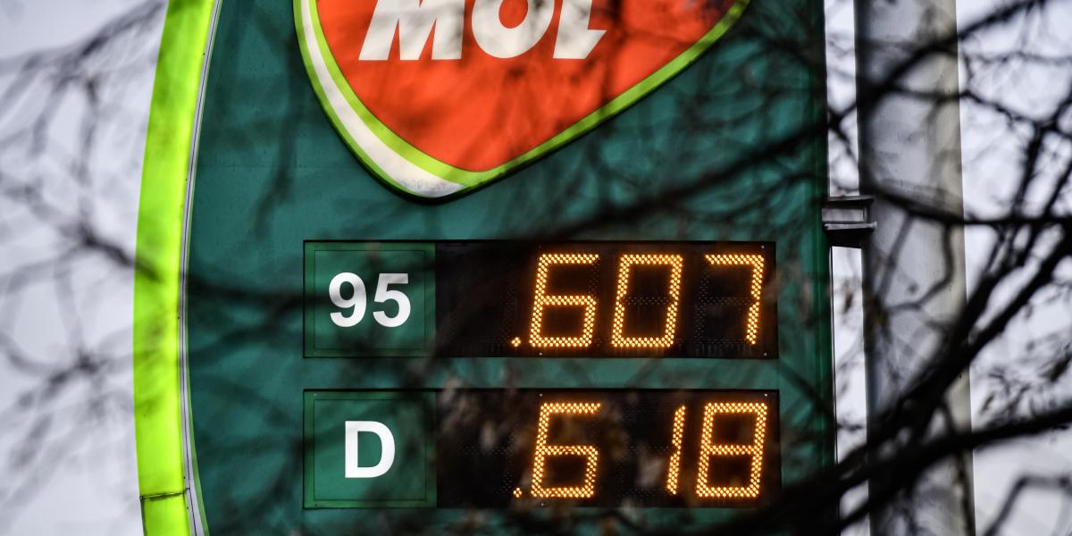 A kis kutak szerint a benzinárstop a Mol piacszerzési szándékait szolgálta. Az olajcsoport szerint ez nem igaz